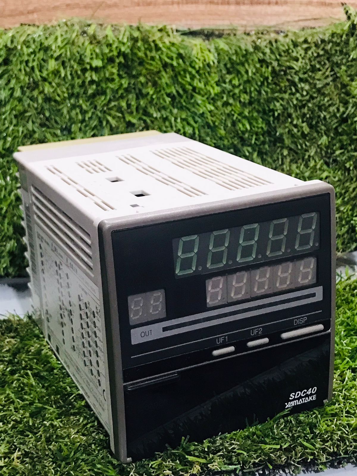 Digital Indicating Controller SDC40 ( YAMATAKE )