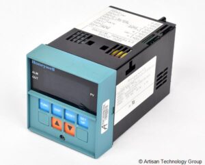 Universal Digital Controller DC2003 ( HONEYWELL )