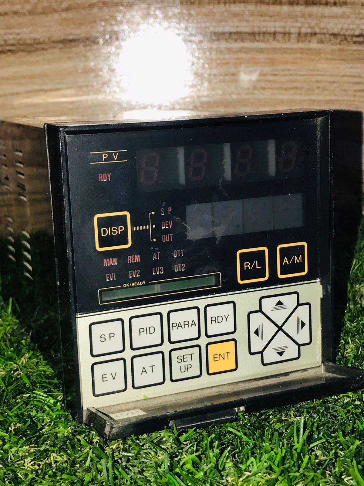Digital Indicating Controller SDC200 ( YAMATAKE, HONEYWELL )