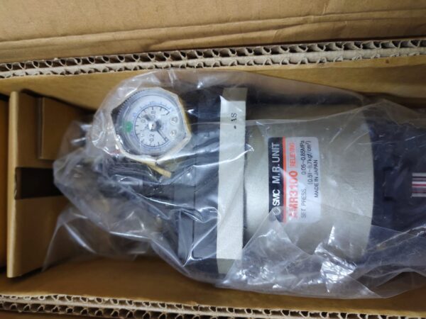 AMR REGULATOR/MIST SEPARATOR
