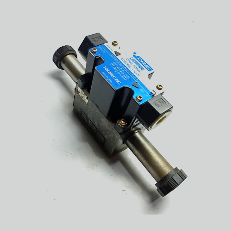 Directional Control Valve DG4V-3-0C-M-P2-V-7-50 ( VICKERS ) - Image 3